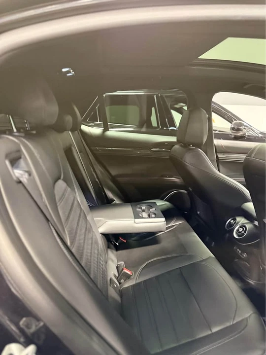 2023 Alfa Romeo Stelvio - Image 4 of 6