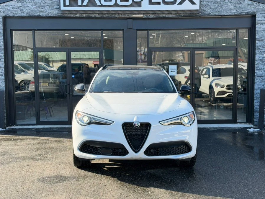 2023 Alfa Romeo Stelvio - Image 6 of 20