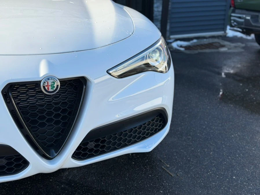 2023 Alfa Romeo Stelvio - Image 7 of 20