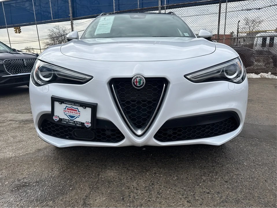 2023 Alfa Romeo Stelvio - Image 14 of 20
