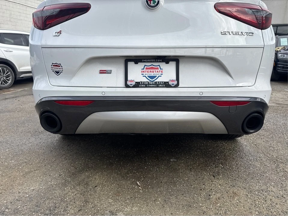 2023 Alfa Romeo Stelvio - Image 16 of 20