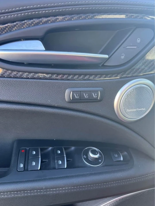 2023 Alfa Romeo Stelvio - Image 9 of 13