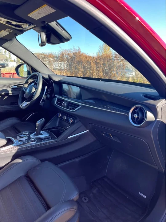 2023 Alfa Romeo Stelvio - Image 6 of 13