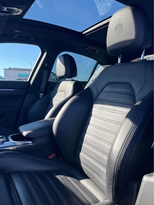 2023 Alfa Romeo Stelvio - Image 7 of 13