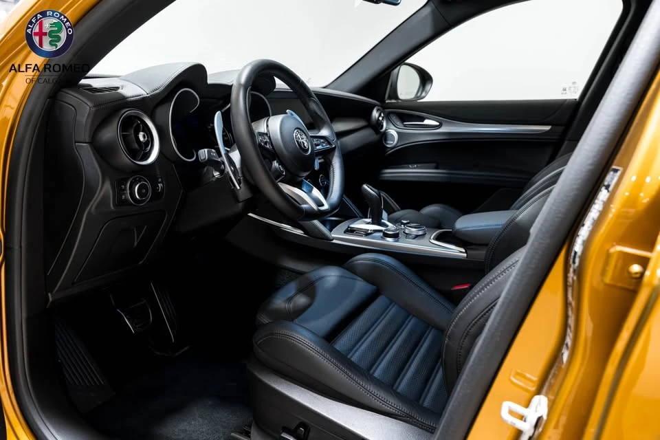 2023 Alfa Romeo Stelvio - Image 8 of 9