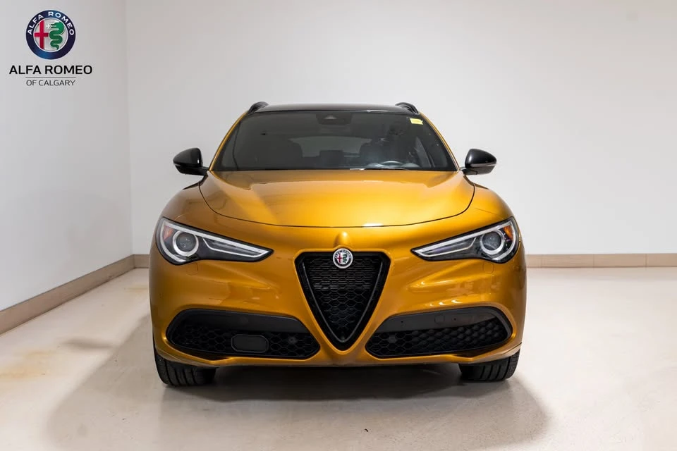 2023 Alfa Romeo Stelvio - Image 2 of 9