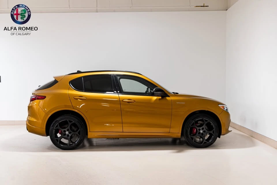 2023 Alfa Romeo Stelvio - Image 4 of 9