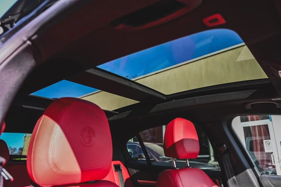 2023 Alfa Romeo Stelvio - Image 20 of 20
