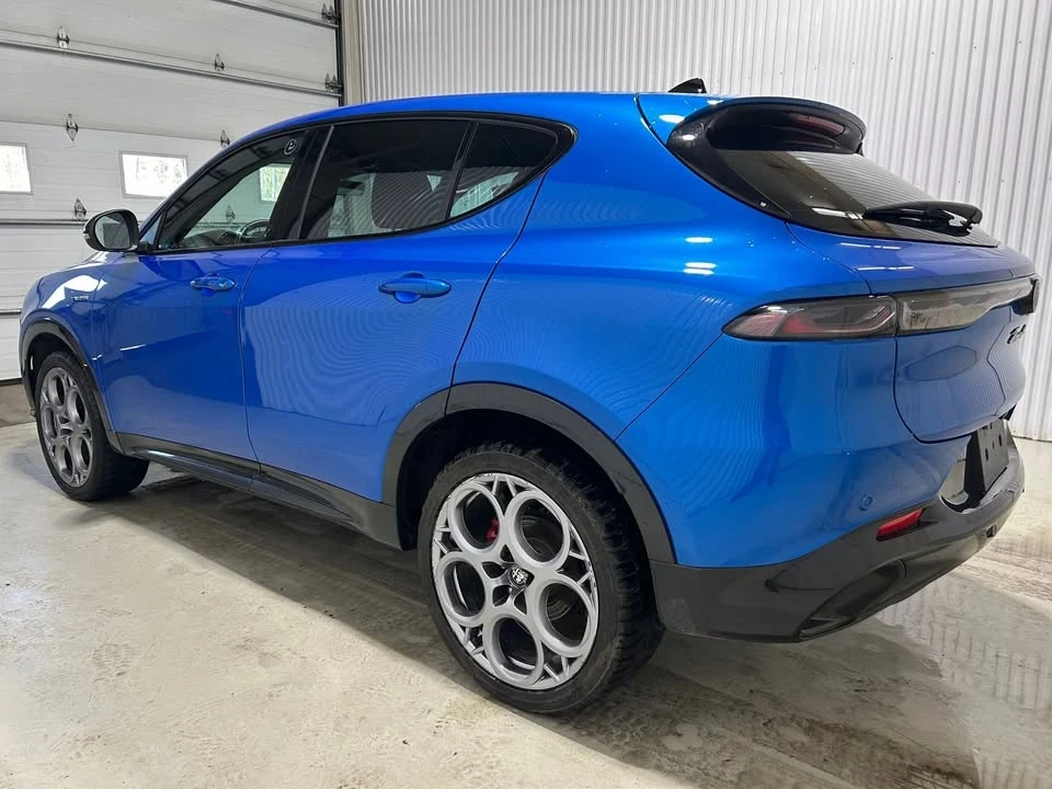 2023 Alfa Romeo Tonale - Image 8 of 16