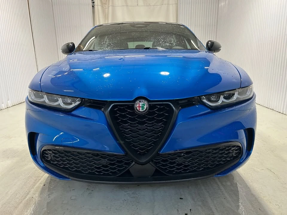2023 Alfa Romeo Tonale - Image 2 of 14