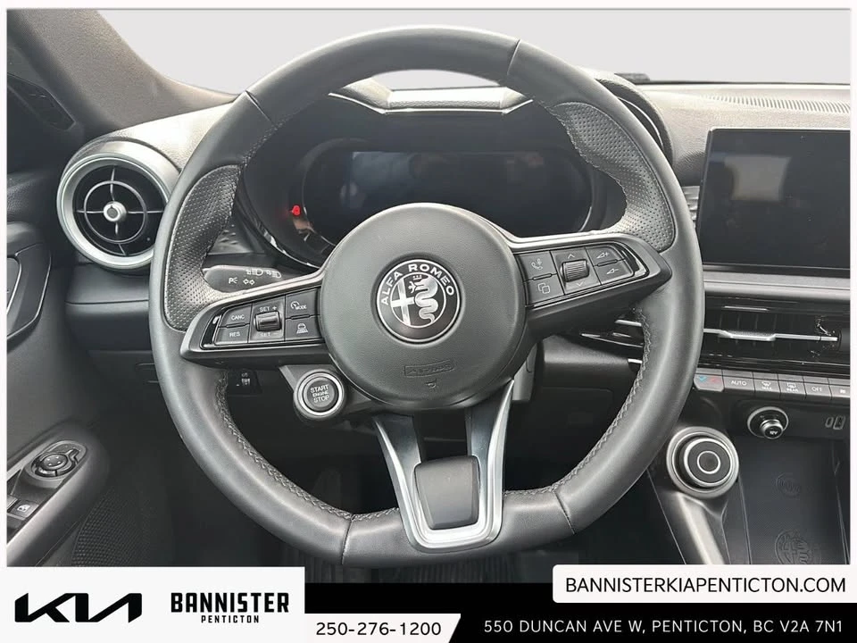 2023 Alfa Romeo Tonale - Image 11 of 16