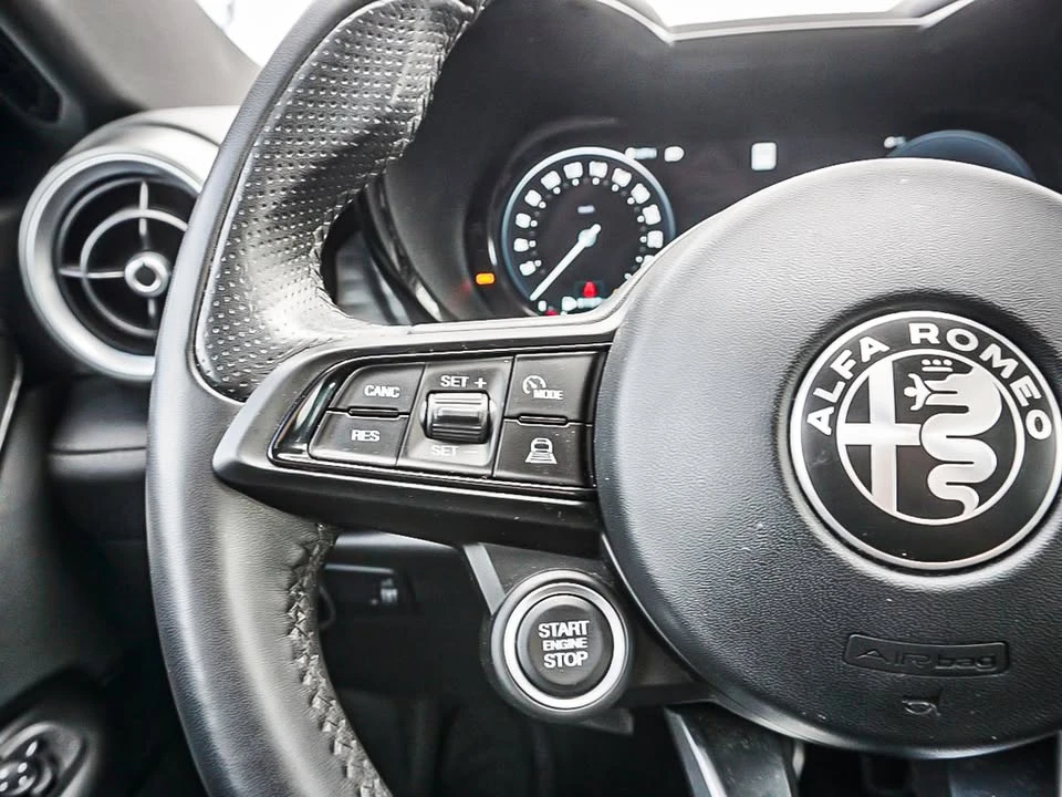 2023 Alfa Romeo Tonale - Image 9 of 12