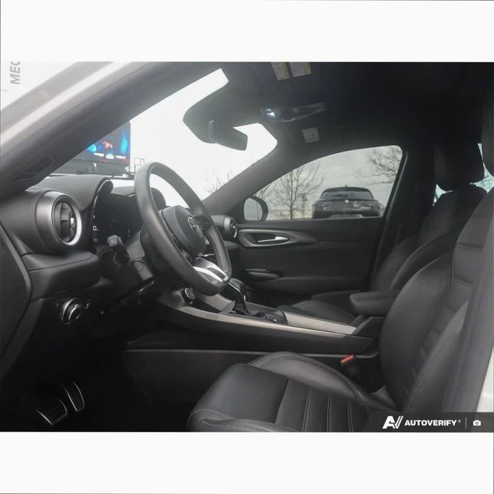 2023 Alfa Romeo Tonale - Image 13 of 20