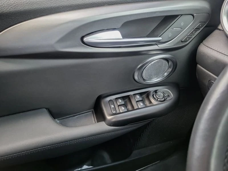 2023 Alfa Romeo Tonale - Image 11 of 19