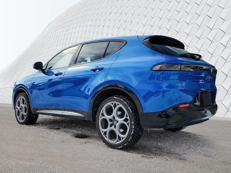 2023 Alfa Romeo Tonale - Image 4 of 19