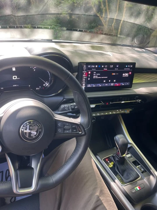2023 Alfa Romeo Tonale - Image 7 of 10