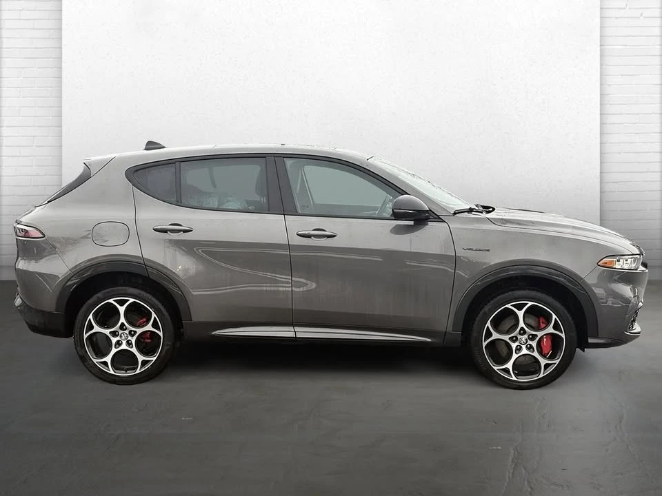 2023 Alfa Romeo Tonale - Image 6 of 20