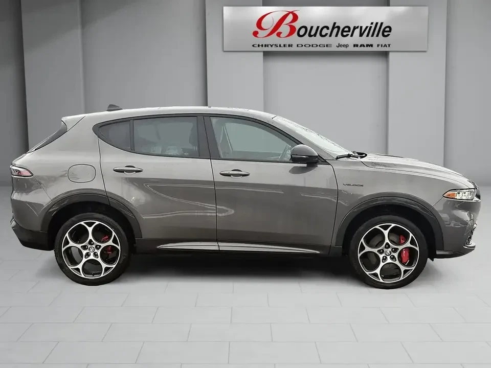 2023 Alfa Romeo Tonale - Image 6 of 20