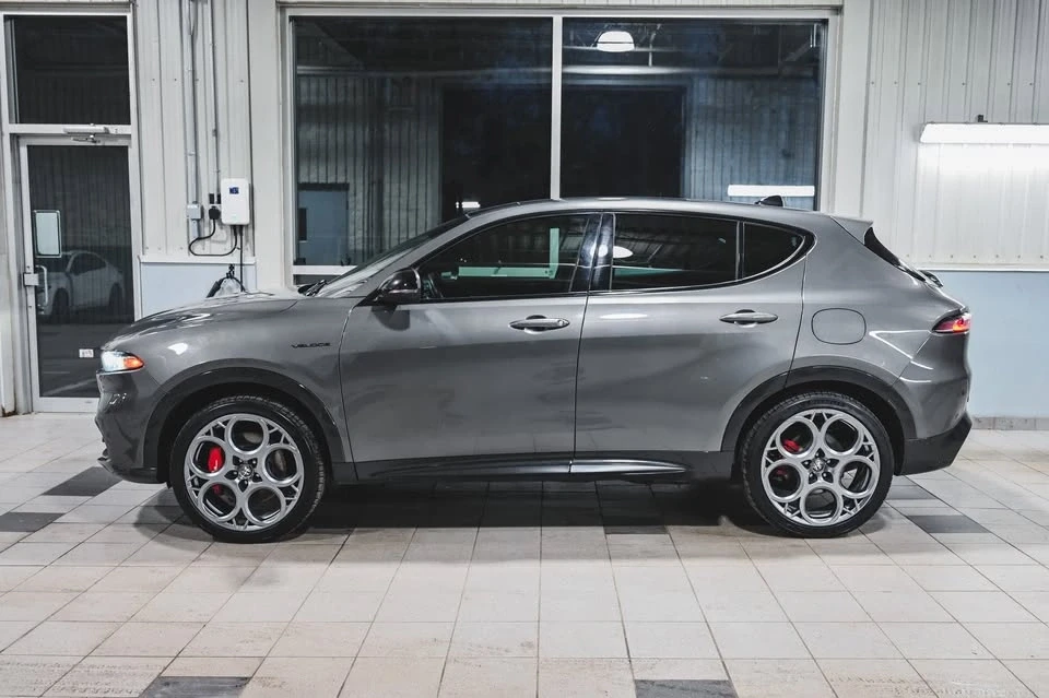 2023 Alfa Romeo Tonale - Image 3 of 20