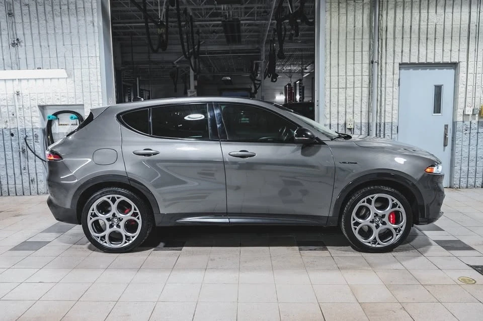 2023 Alfa Romeo Tonale - Image 7 of 20