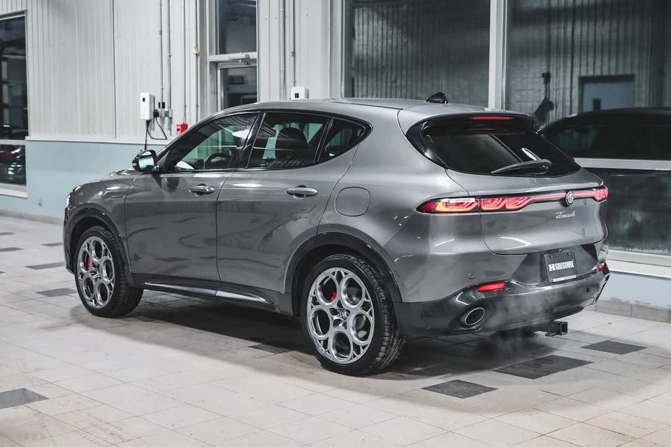 2023 Alfa Romeo Tonale - Image 4 of 20