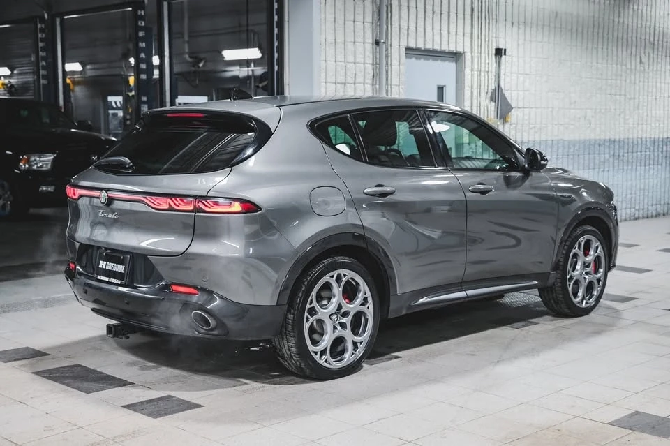 2023 Alfa Romeo Tonale - Image 6 of 20