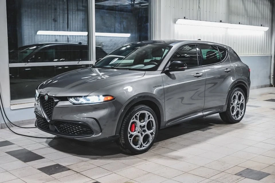 2023 Alfa Romeo Tonale - Image 2 of 20