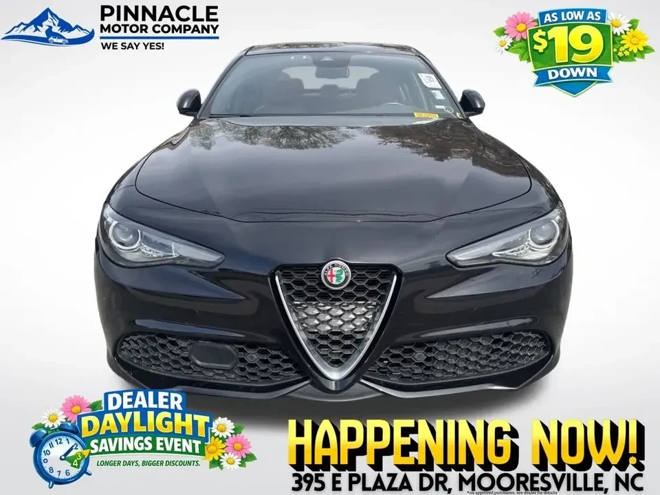 2023 Alfa Romeo Giulia - Image 9 of 20