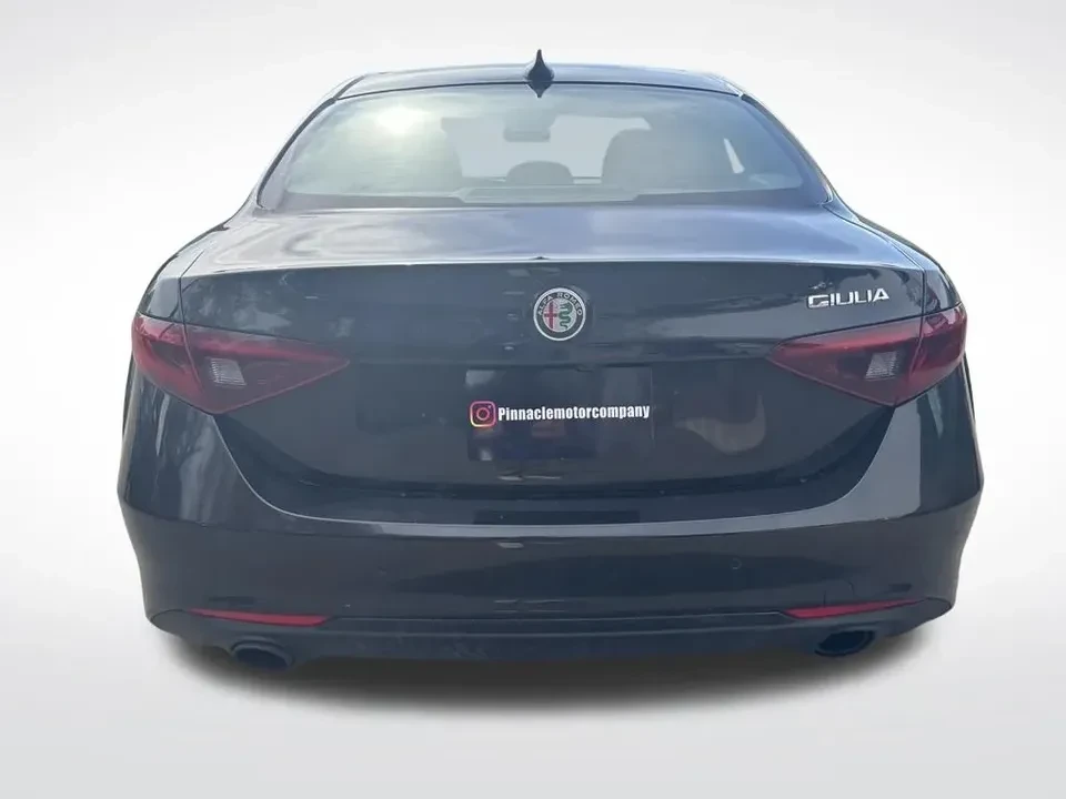 2023 Alfa Romeo Giulia - Image 3 of 20