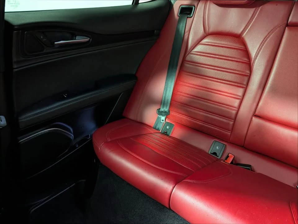 2023 Alfa Romeo Stelvio - Image 11 of 19