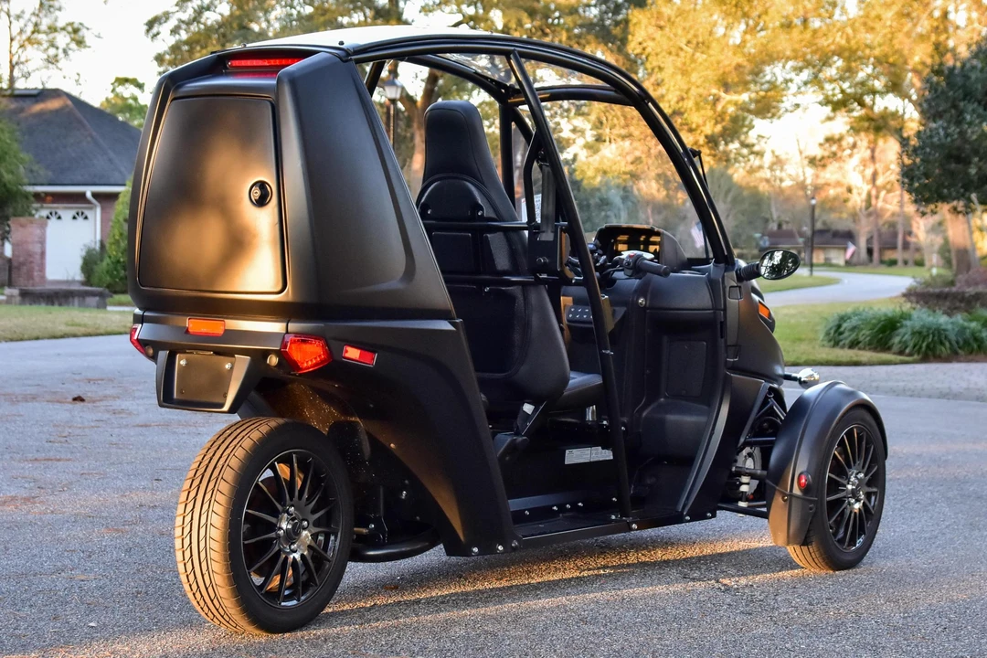 2023 Arcimoto - Image 4 of 31