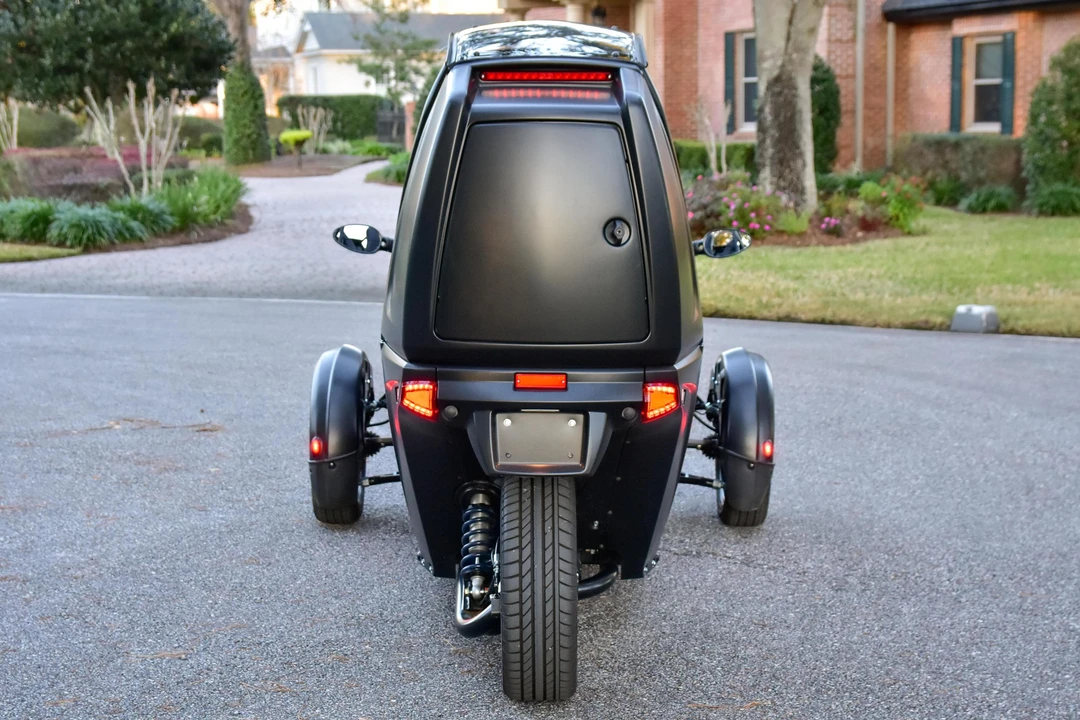 2023 Arcimoto - Image 5 of 31
