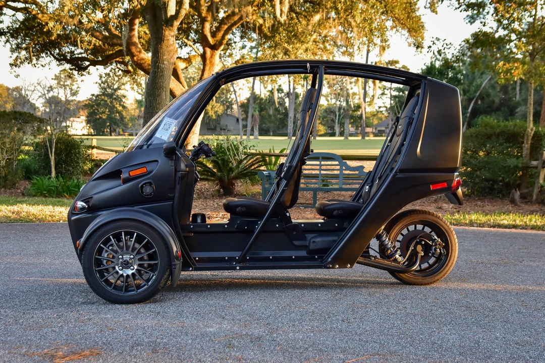 2023 Arcimoto - Image 9 of 31