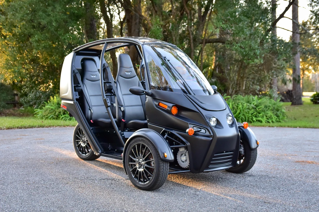 2023 Arcimoto - Image 12 of 31