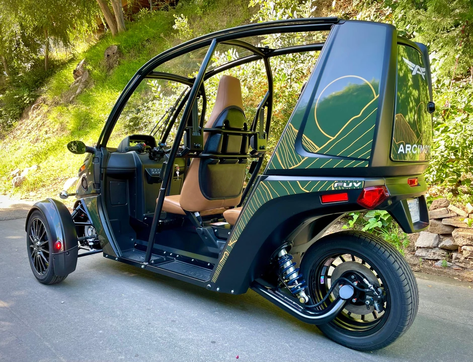 2023 Arcimoto - Image 8 of 31