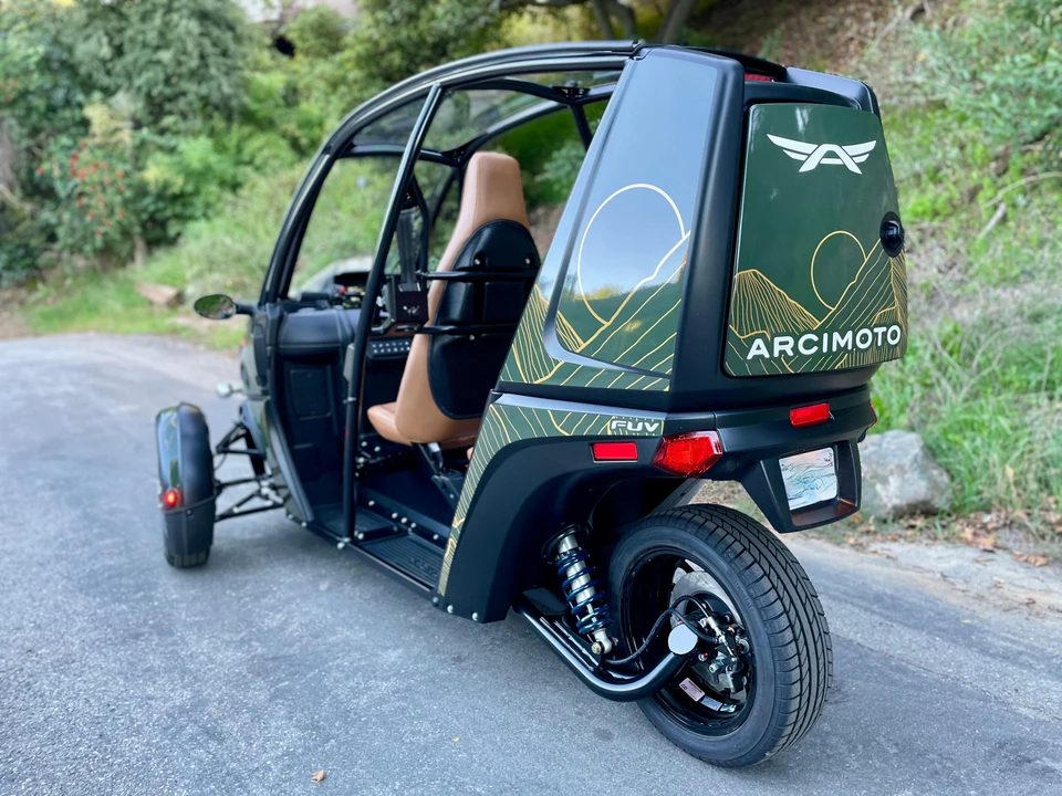 2023 Arcimoto - Image 9 of 31