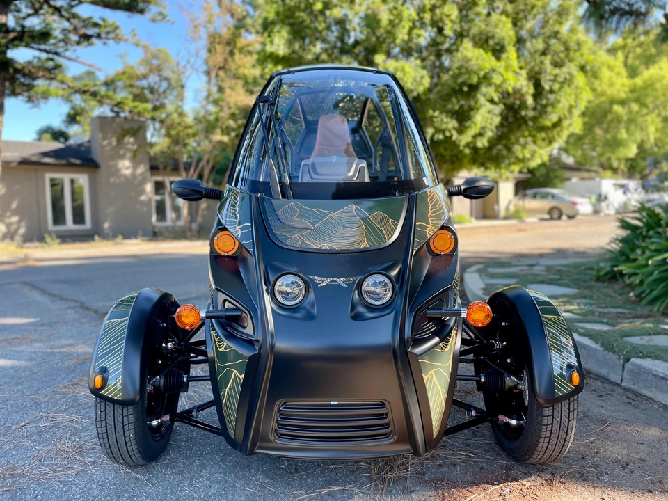 2023 Arcimoto - Image 6 of 31