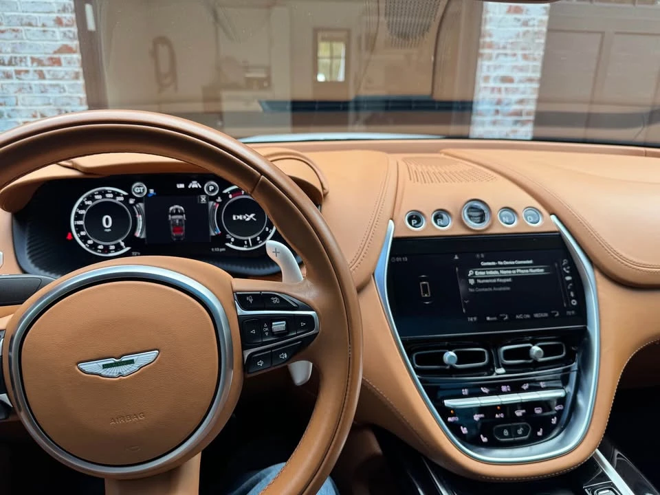 2023 Aston Martin DBX - Image 6 of 9