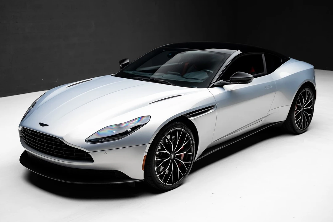 2023 Aston Martin DB11 - Image 5 of 31