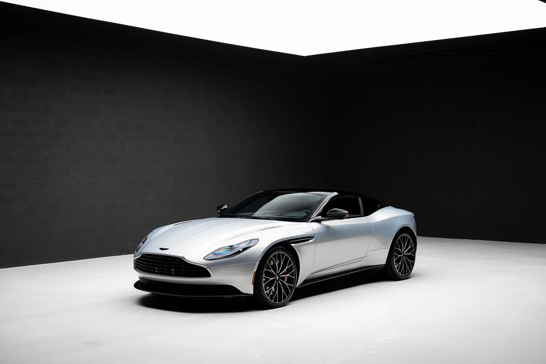 2023 Aston Martin DB11 - Image 4 of 31