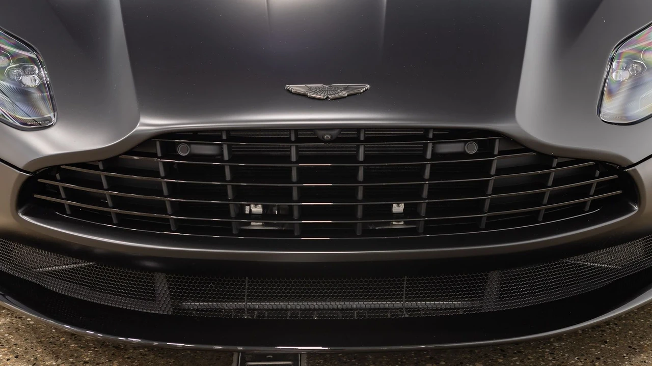 2023 Aston Martin DB11 V12 - Image 25 of 31