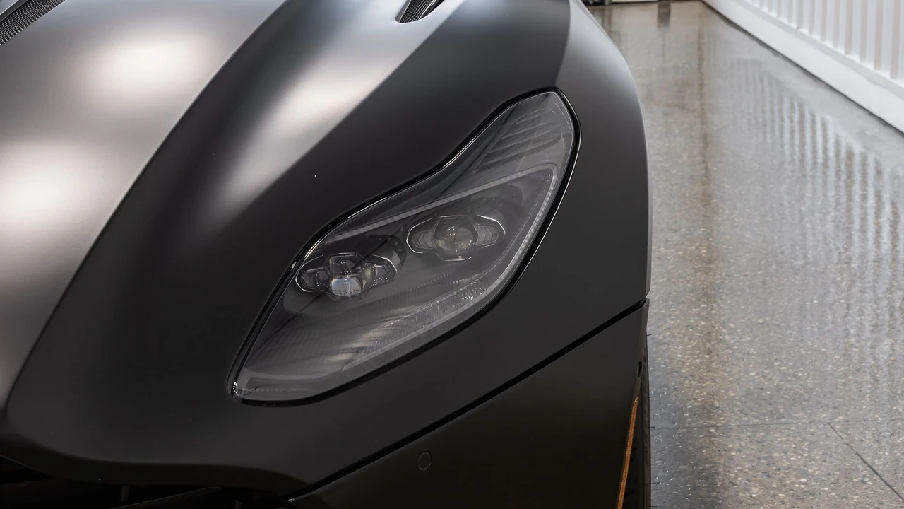 2023 Aston Martin DB11 V12 - Image 16 of 31