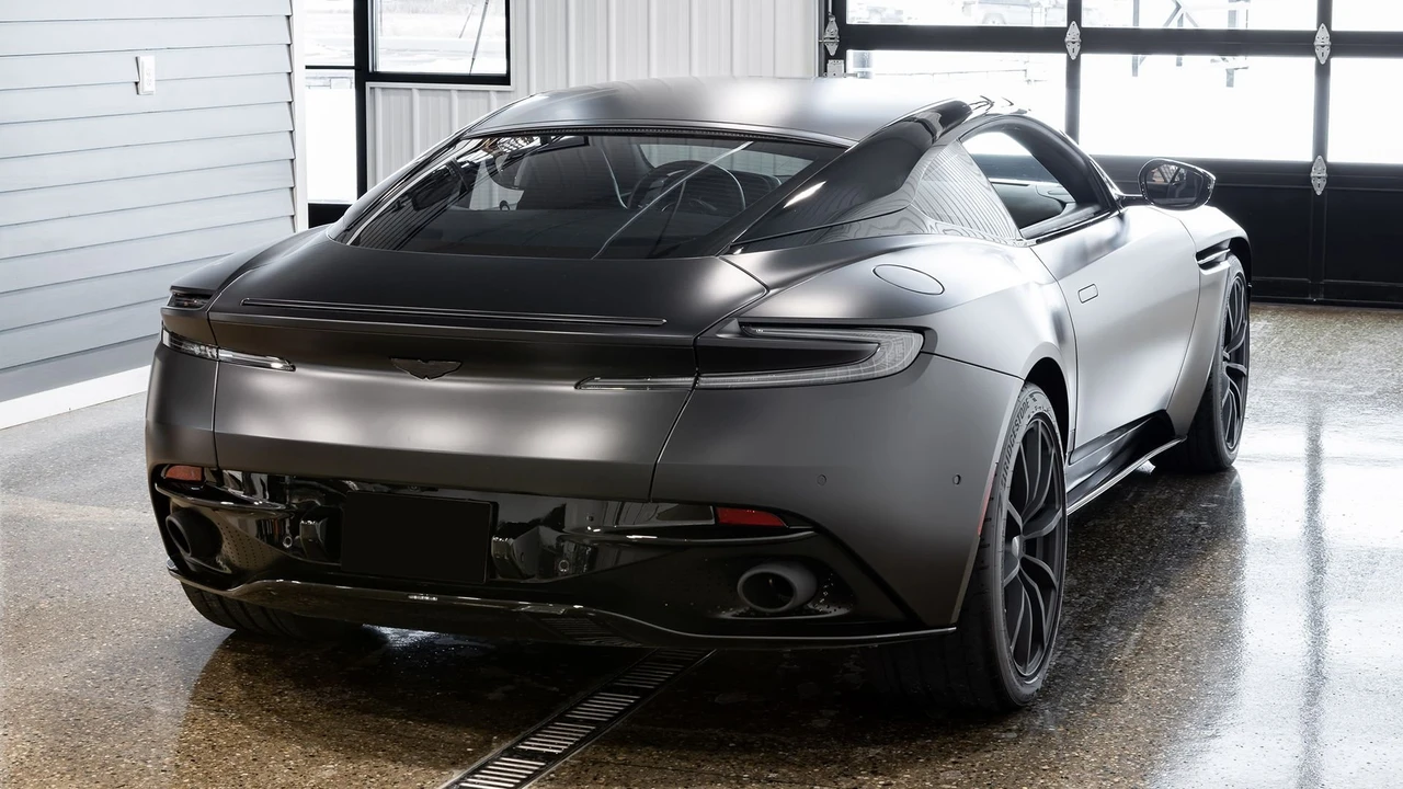2023 Aston Martin DB11 V12 - Image 20 of 31