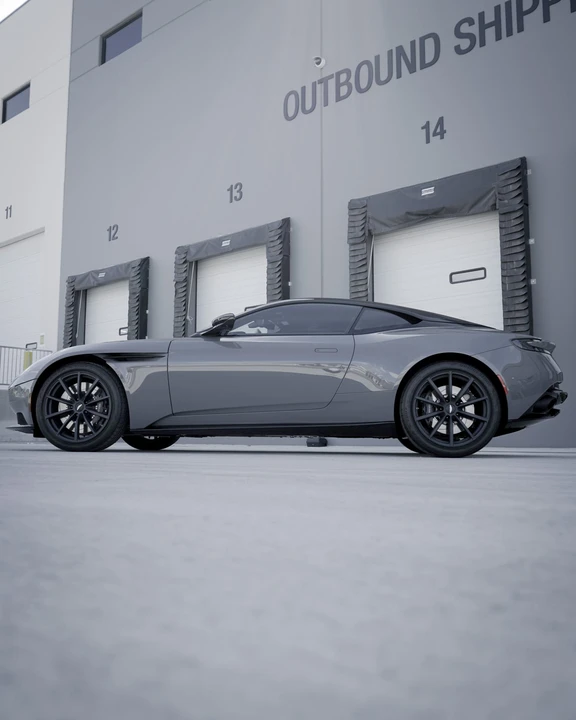 2023 Aston Martin DB11 V12 - Image 16 of 31