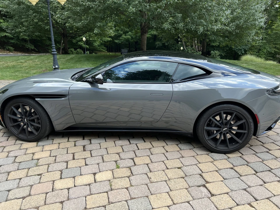 2023 Aston Martin DB11 V12 - Image 16 of 31