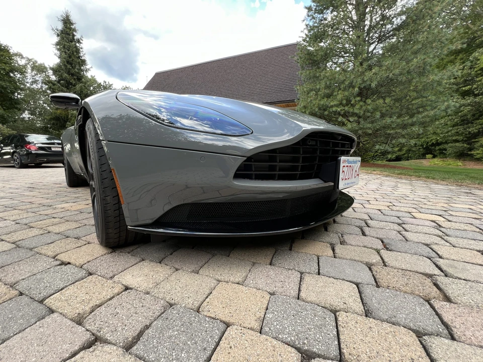 2023 Aston Martin DB11 V12 - Image 10 of 31