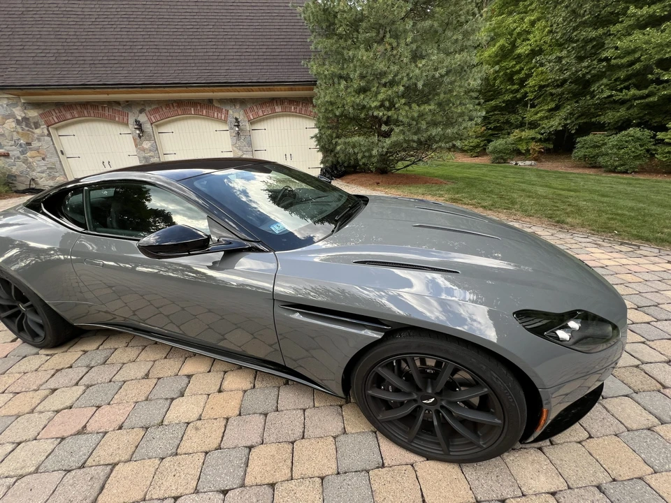2023 Aston Martin DB11 V12 - Image 12 of 31