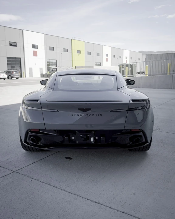 2023 Aston Martin DB11 V12 - Image 13 of 31