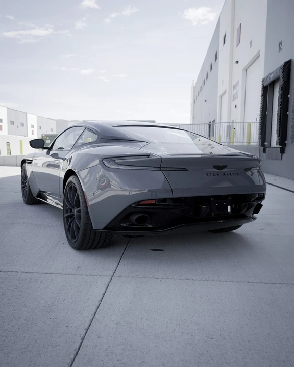 2023 Aston Martin DB11 V12 - Image 14 of 31
