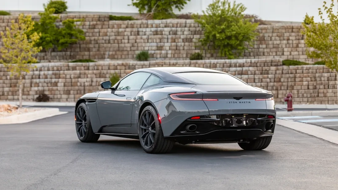 2023 Aston Martin DB11 V12 - Image 25 of 31